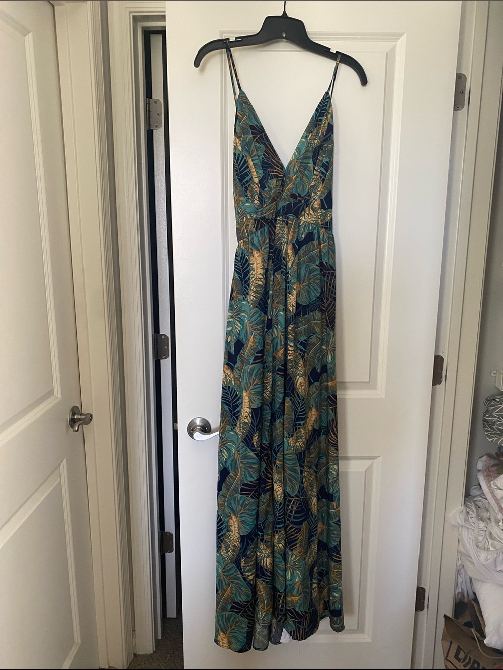 Fashion Nova Teal & Gold Tropical Leaf Maxi Dress